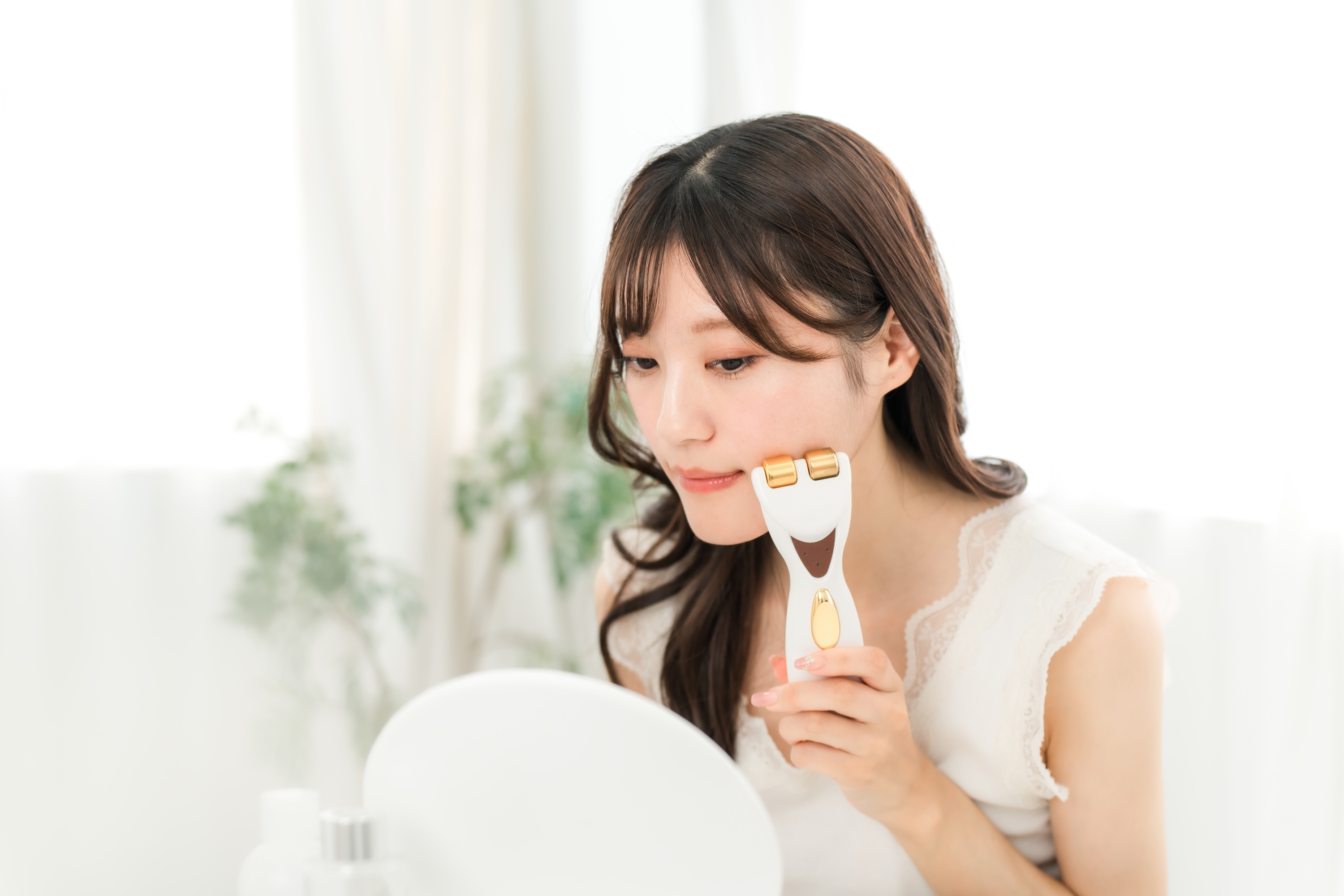 Glow at Home: Do LED & Microcurrent Beauty Devices Really Work? And Are They Worth the Hype?
